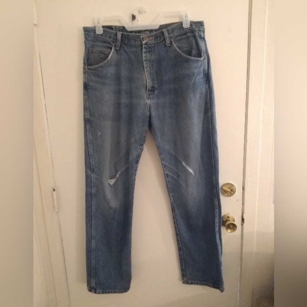 Wrangler Jeans - Picture 8 of 8
